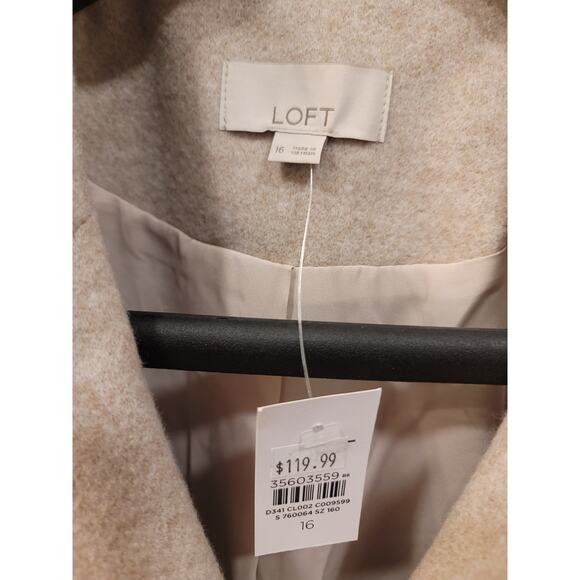 LOFT Brushed Herringbone Double Breasted Blazer - Picture 4 of 10